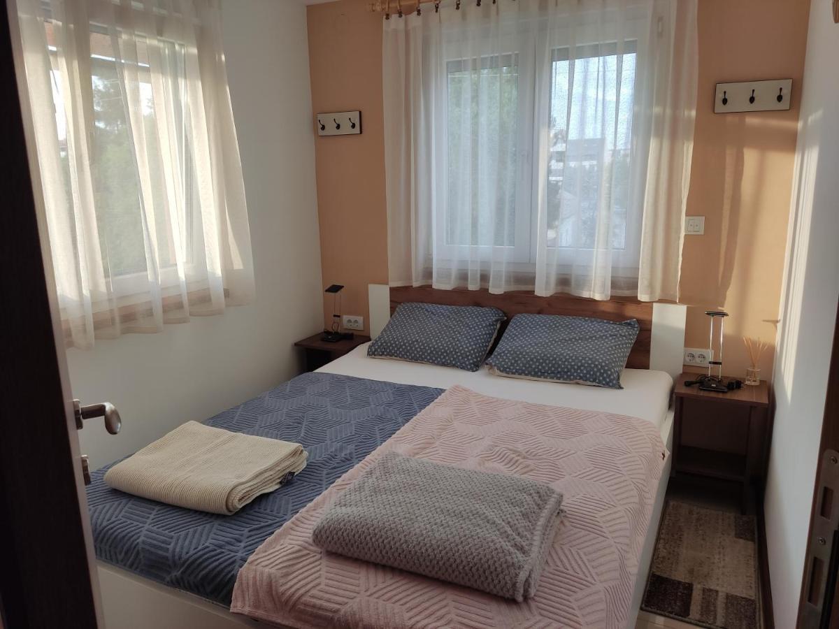 Apartmani Sladjana Novi Sad Buitenkant foto